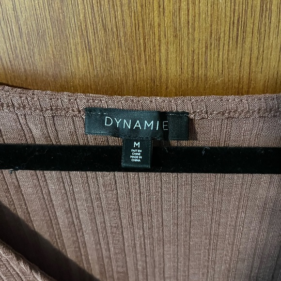 Dynamite cropped v neck tee - Picture 2 of 2